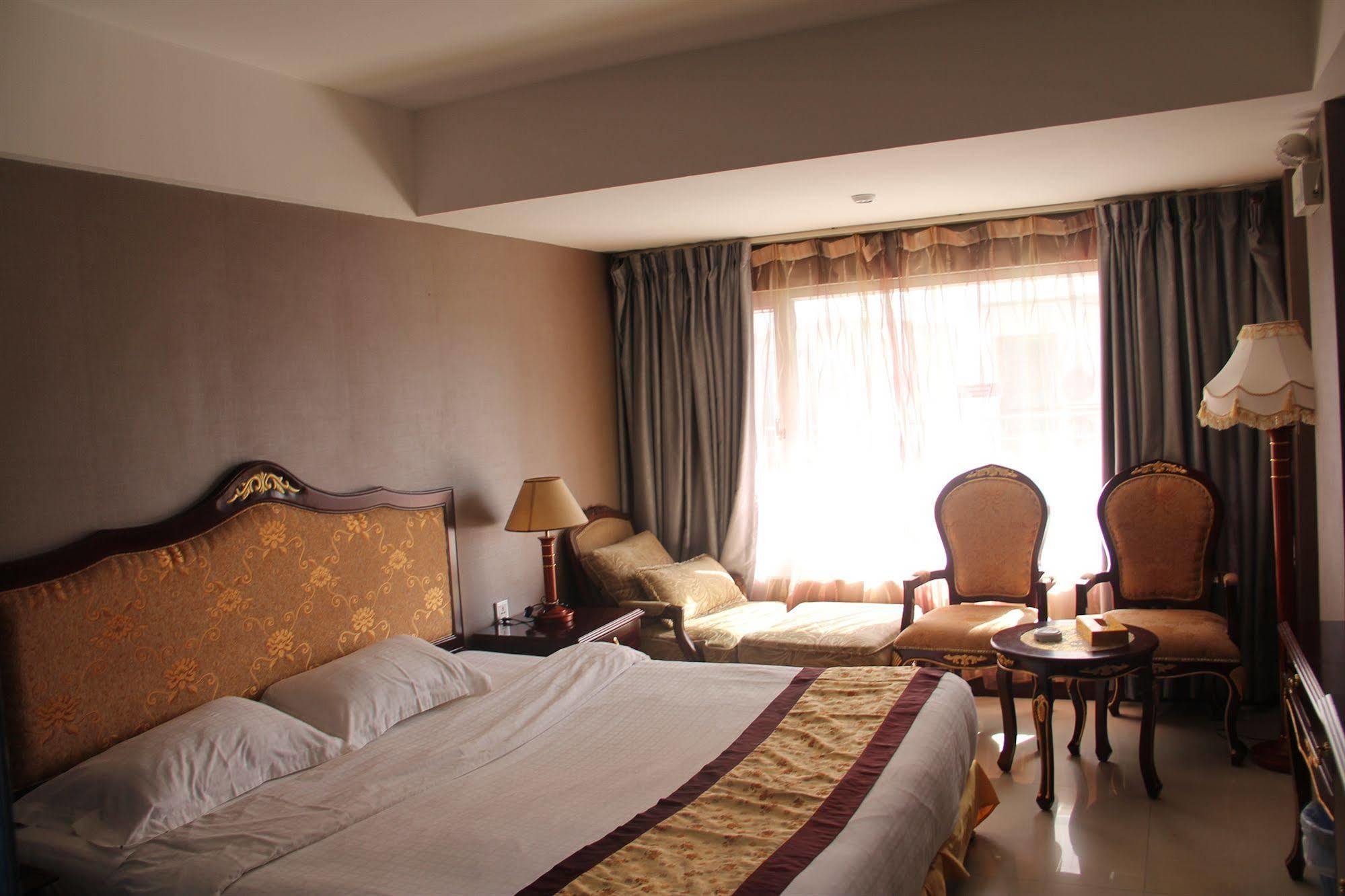 The Privi Suites Паттайя Экстерьер фото